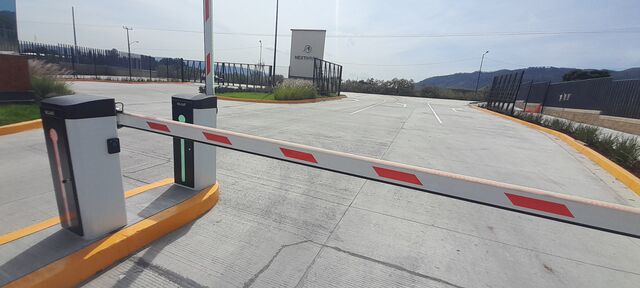 INSTALACION DE RADAR PARA CIERRE AUTOMÁTICO EN BARRERAS VEHICULARES
